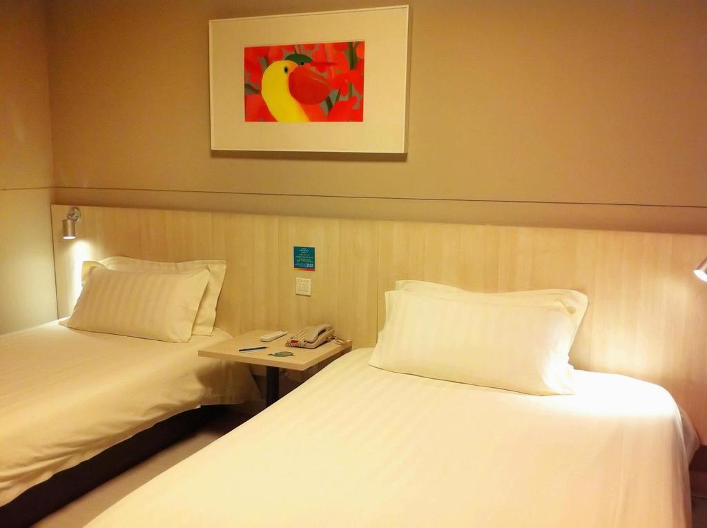 ホテル ジンジャン イン 上海 エクスポ パーク プサン ロード  部屋 写真